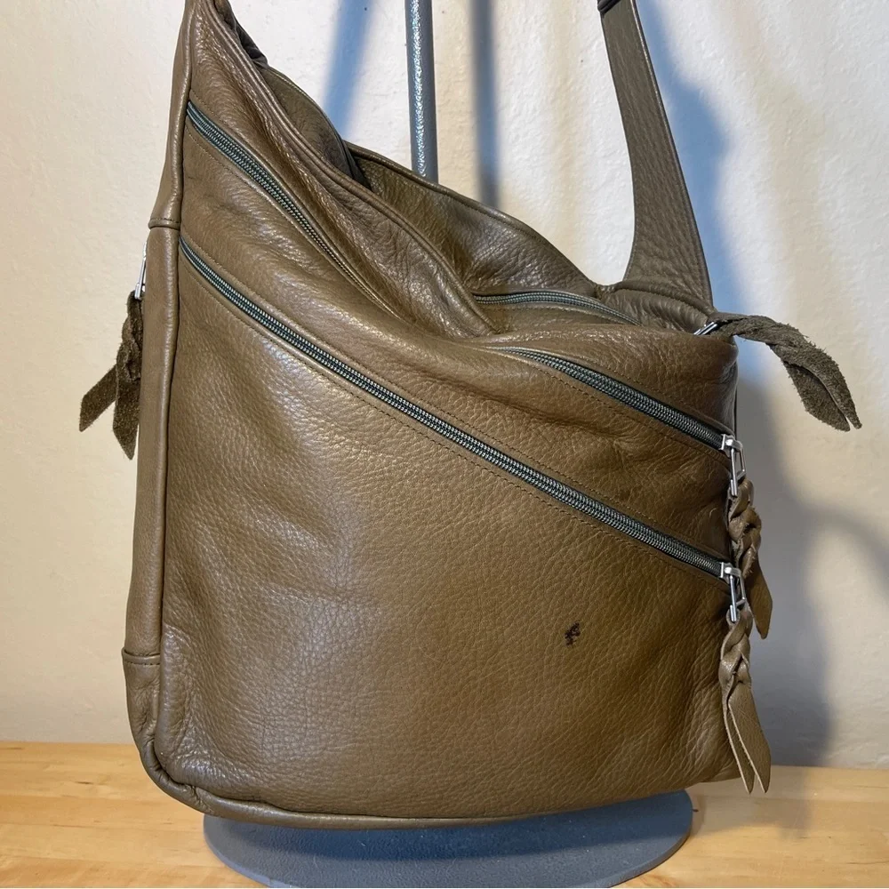 Sven USA Leather Carryall Bag Style 701 Avocato Green Angled Shoulder Bag